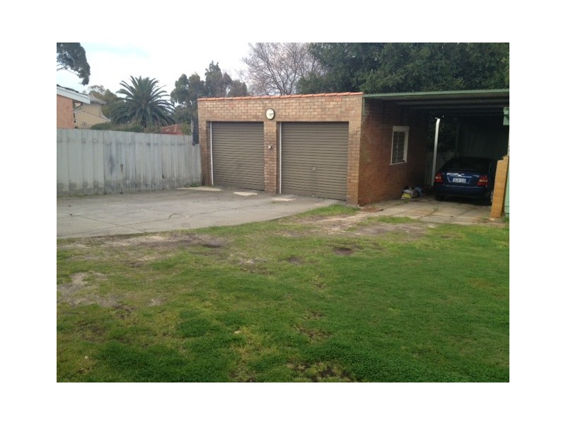 18 Webb Street, Rossmoyne WA 6148