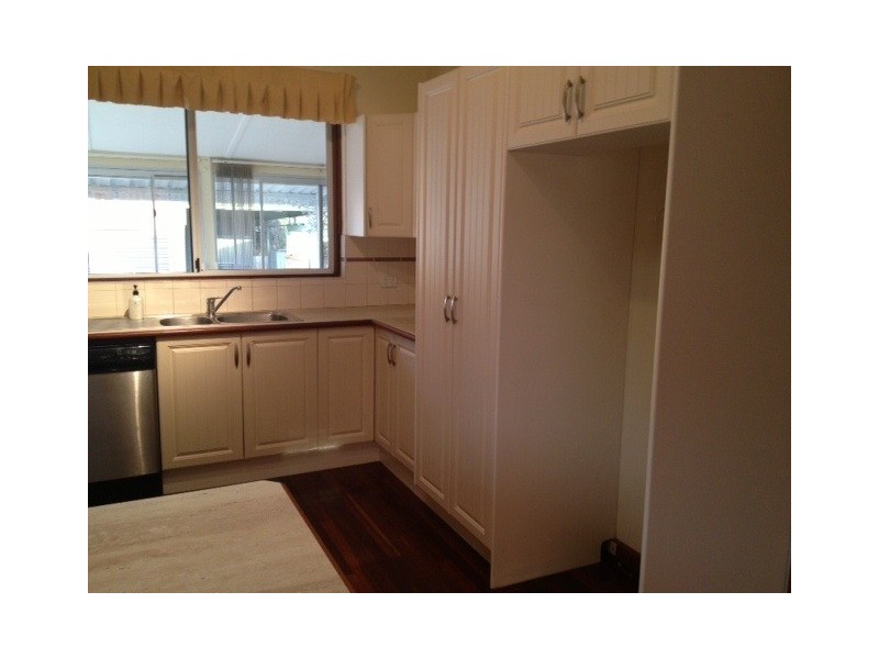 18 Webb Street, Rossmoyne WA 6148