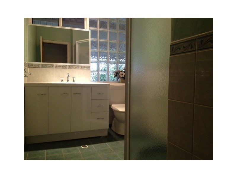 18 Webb Street, Rossmoyne WA 6148