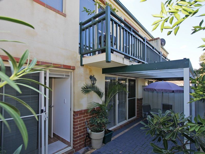 22/33 Paddington Court, Bibra Lake WA 6163