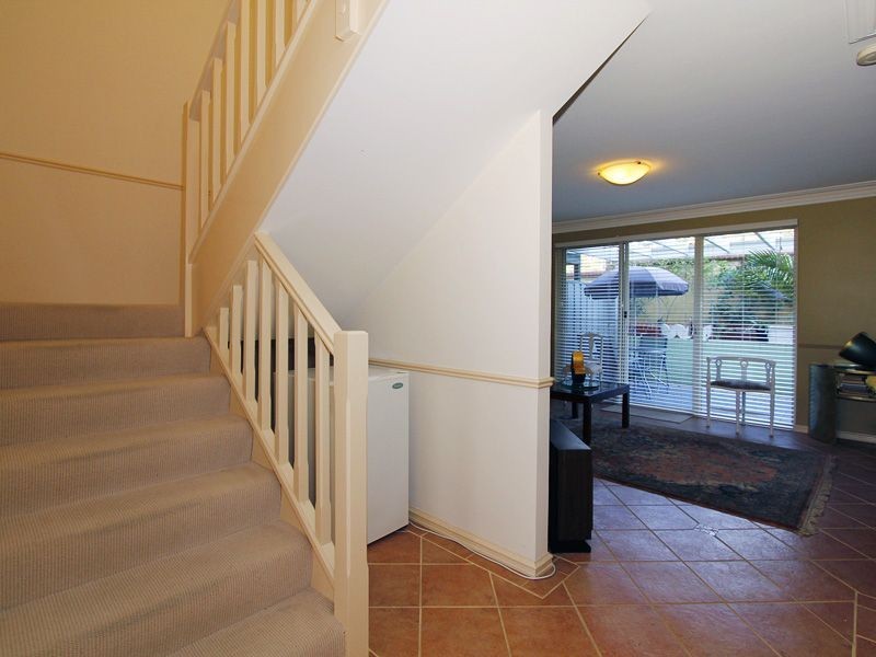 22/33 Paddington Court, Bibra Lake WA 6163