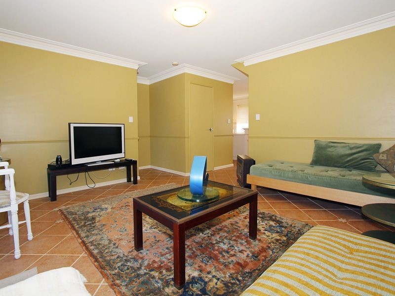 22/33 Paddington Court, Bibra Lake WA 6163