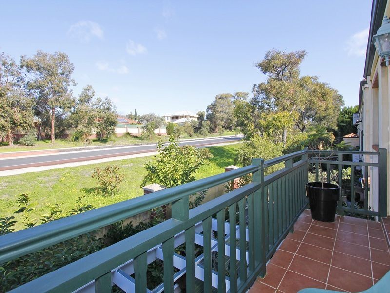 22/33 Paddington Court, Bibra Lake WA 6163