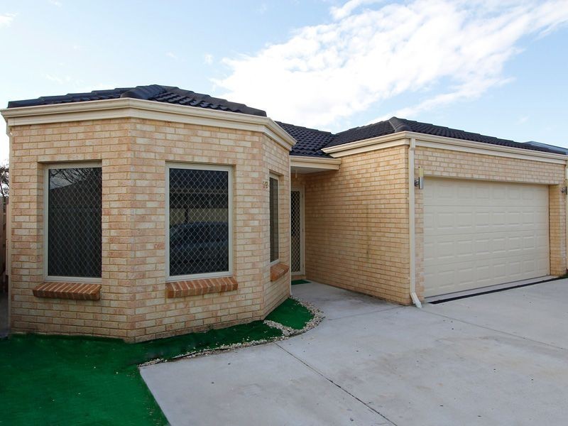 1/12 Dotterel Way, East Cannington WA 6107