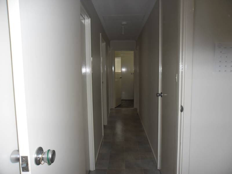 75 Walanna Drive, Karawara WA 6152