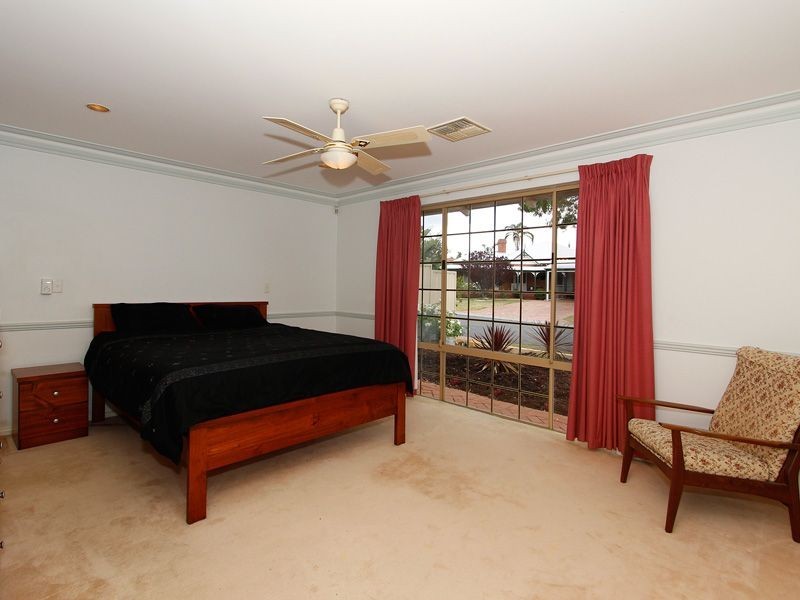 23 Eckersley Heights, Winthrop WA 6150