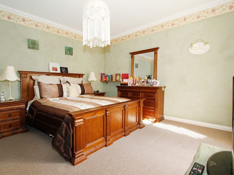 107 Reynolds Road, Mount Pleasant WA 6153