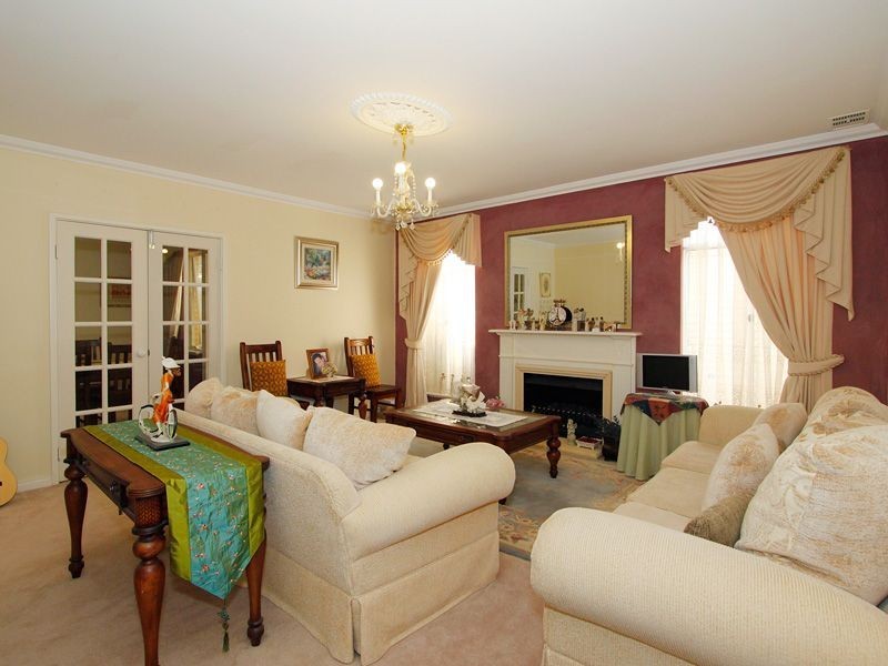 107 Reynolds Road, Mount Pleasant WA 6153