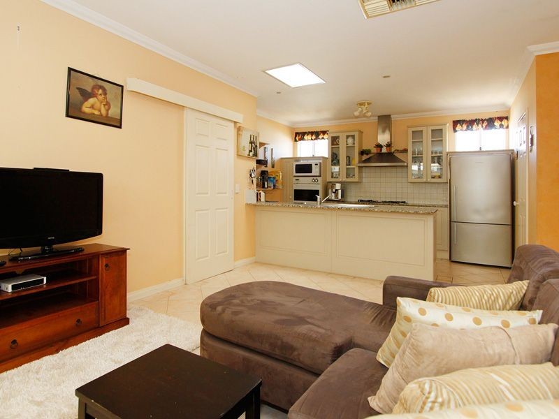 107 Reynolds Road, Mount Pleasant WA 6153