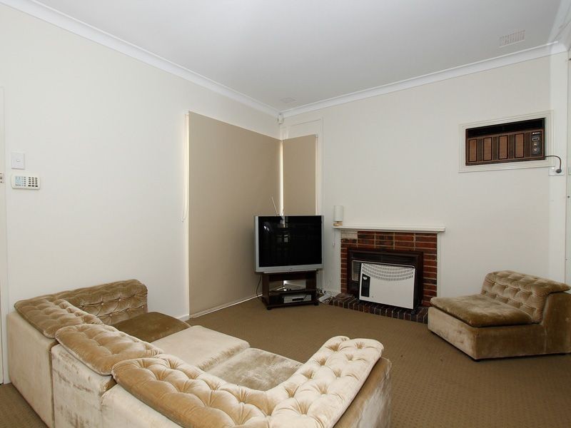 196 Manning Road, Wilson WA 6107