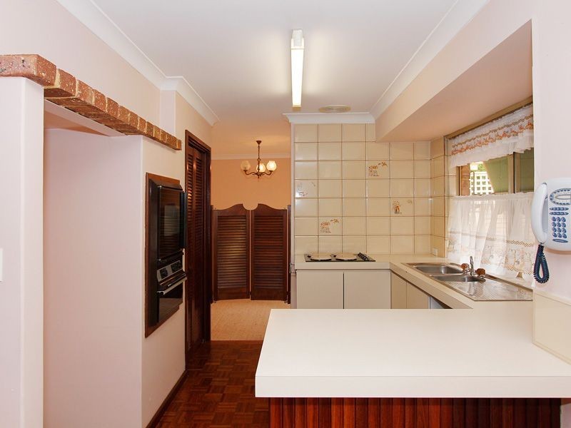 43 Riseley, Ardross WA 6153