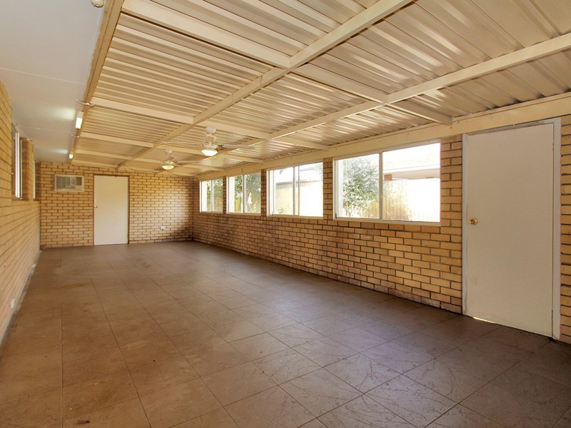 31 Endeavour Ave, Bull Creek WA 6149