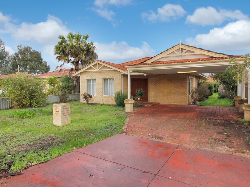 2/140 Arlunya Ave, Cloverdale WA 6105