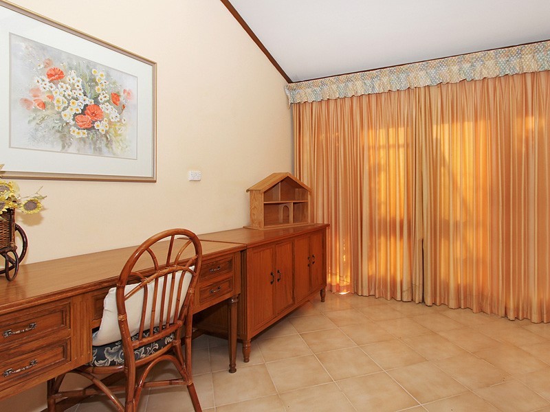 10 Dale Place, Booragoon WA 6154