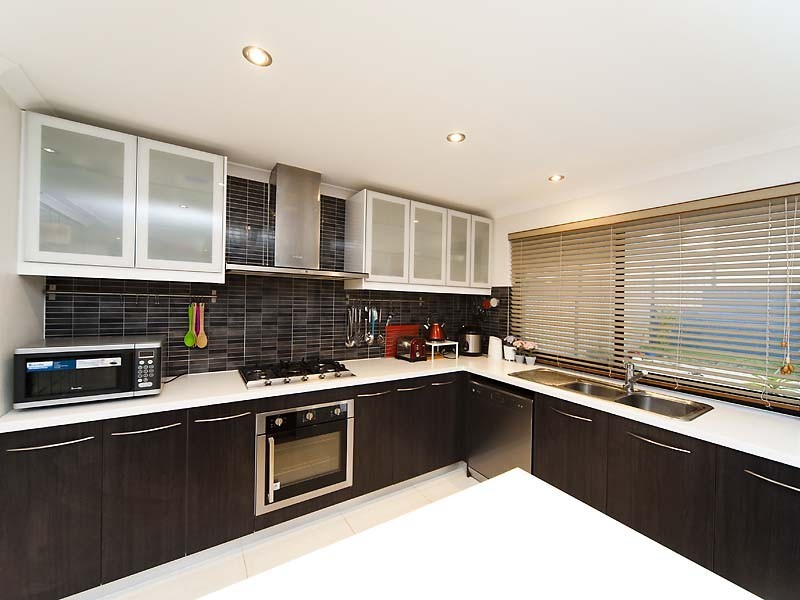 17 Hodgkinson Turn, Canning Vale WA 6155