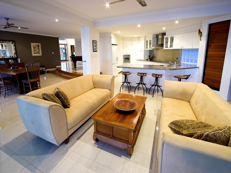 52  Mooloolah Drive, Minyama QLD 4575