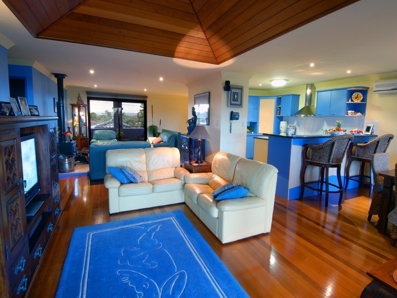 17  Oceanic Drive, Warana QLD 4575