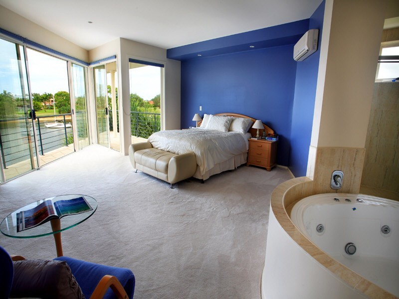 8  Mooloolah Island, Minyama QLD 4575