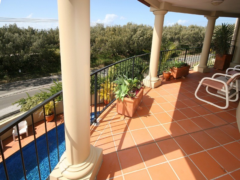 12 Pacific Boulevard, Buddina QLD 4575