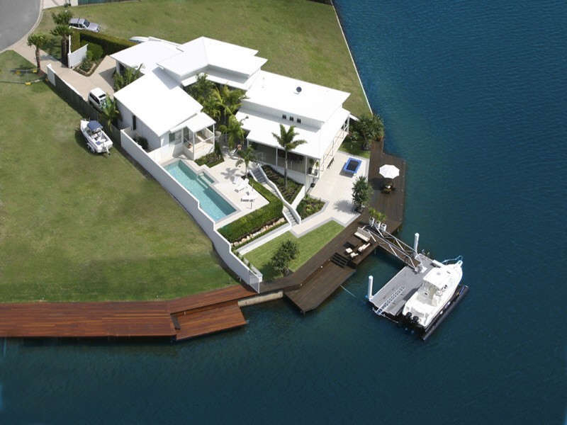 70 Sunbird Chase, Parrearra QLD 4575