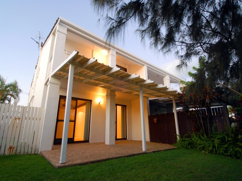 1/22  Adaluma Avenue, Buddina QLD 4575