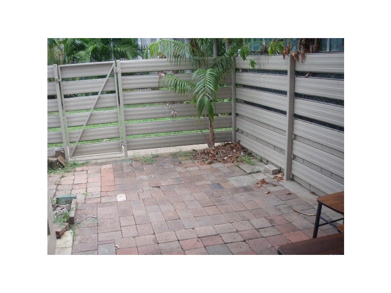4/18 Reynolds Ct, Coconut Grove NT 0810