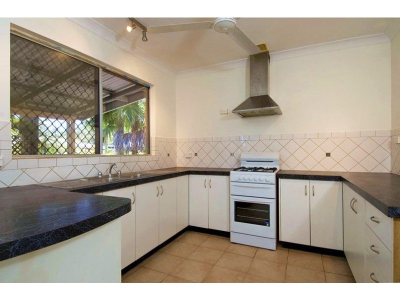9 Crawford Crt, Moulden NT 0830