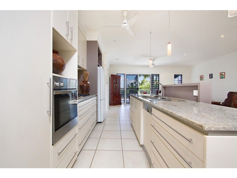 2/2 Warrego Ct, Larrakeyah NT 0820