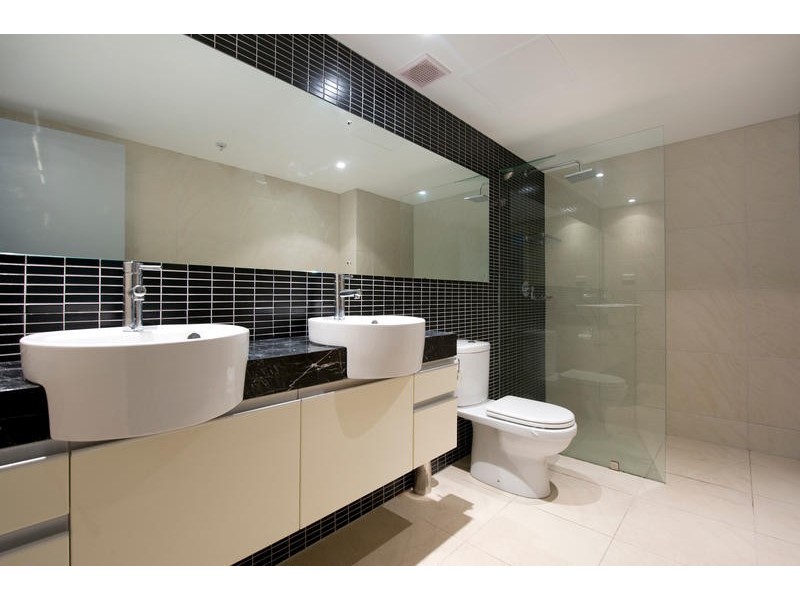 2307/43 Knuckey Street, Darwin NT 0800