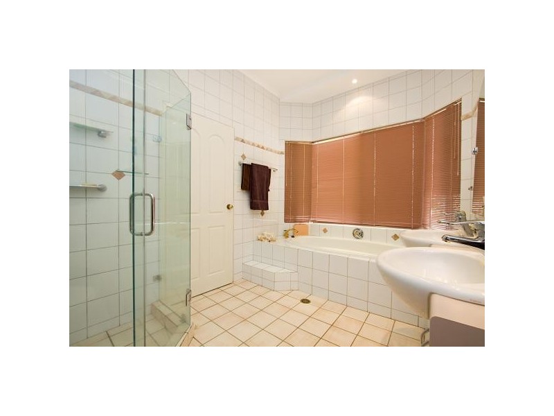 2 Gunbar Street, Bayview NT 0820