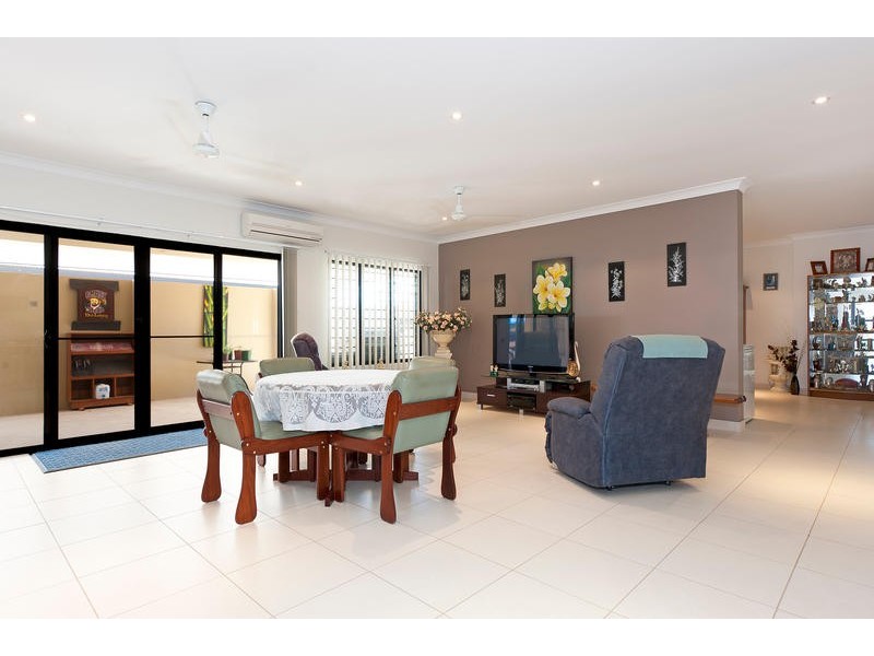 43 Wood Crescent, Rosebery NT 0832