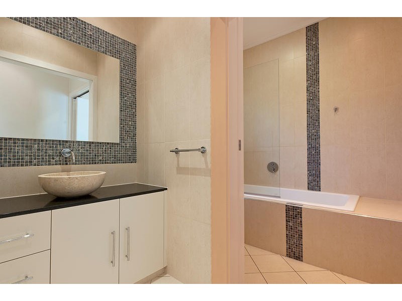 2 Zealandia Crescent, Larrakeyah NT 0820