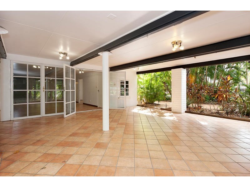 2 Zealandia Crescent, Larrakeyah NT 0820