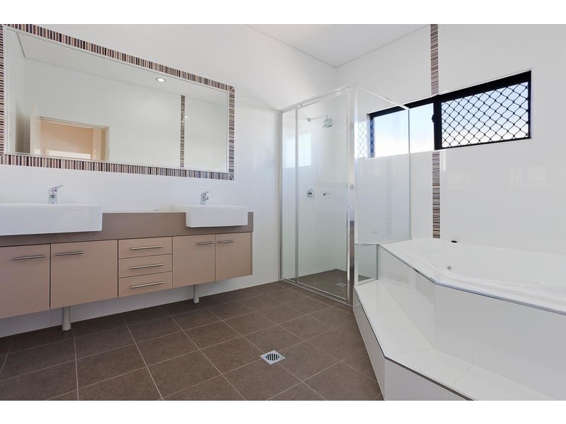 20 Garrkkar Court, Lyons NT 0810