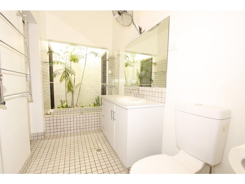 2/17 Charlotte Street, Fannie Bay NT 0820