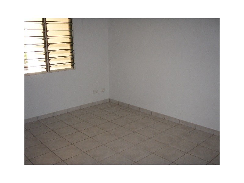 1/30 Sovereign Circuit, Coconut Grove NT 0810