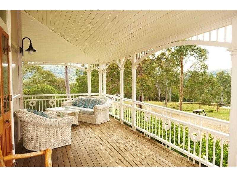 325 Wahpunga Lane, Kin Kin QLD 4571