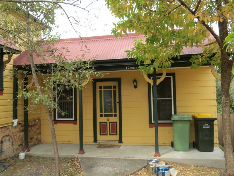 2/17 View Street, Cessnock NSW 2325