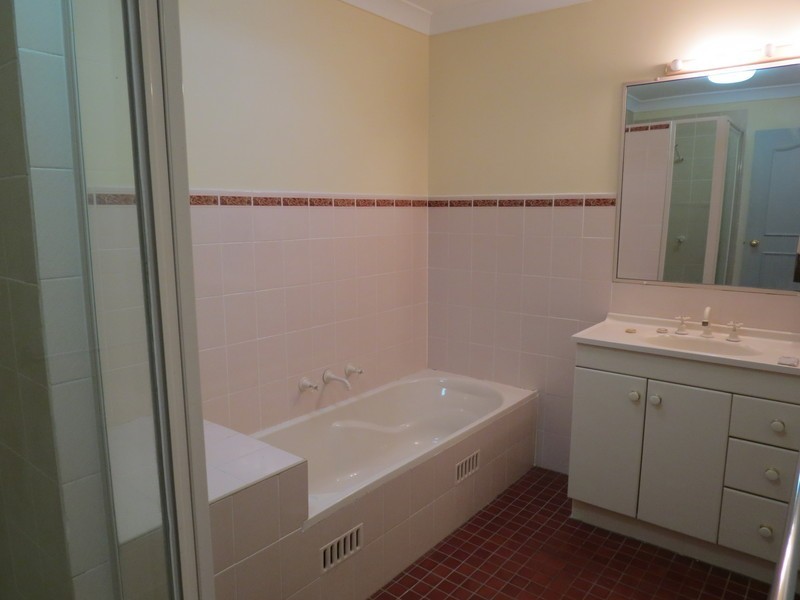 2/17 View Street, Cessnock NSW 2325
