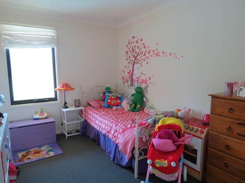 17 Mountain View Place, Cessnock NSW 2325