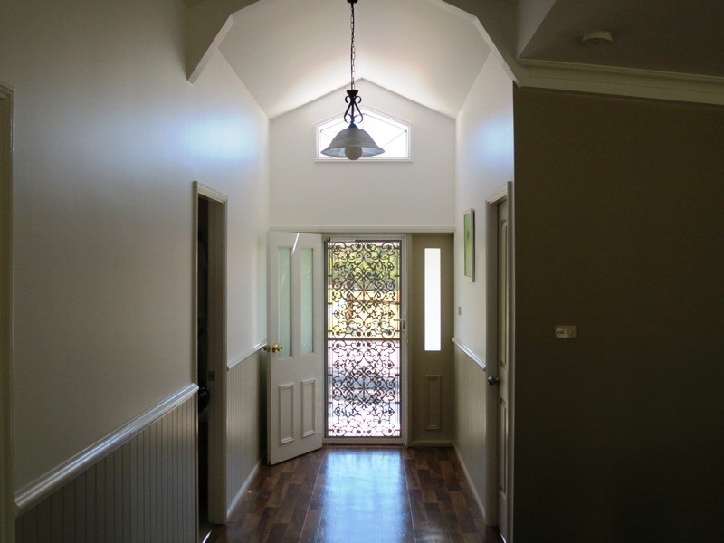 17 Mountain View Place, Cessnock NSW 2325