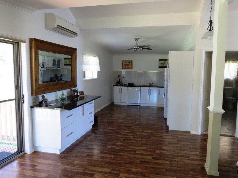 17 Mountain View Place, Cessnock NSW 2325