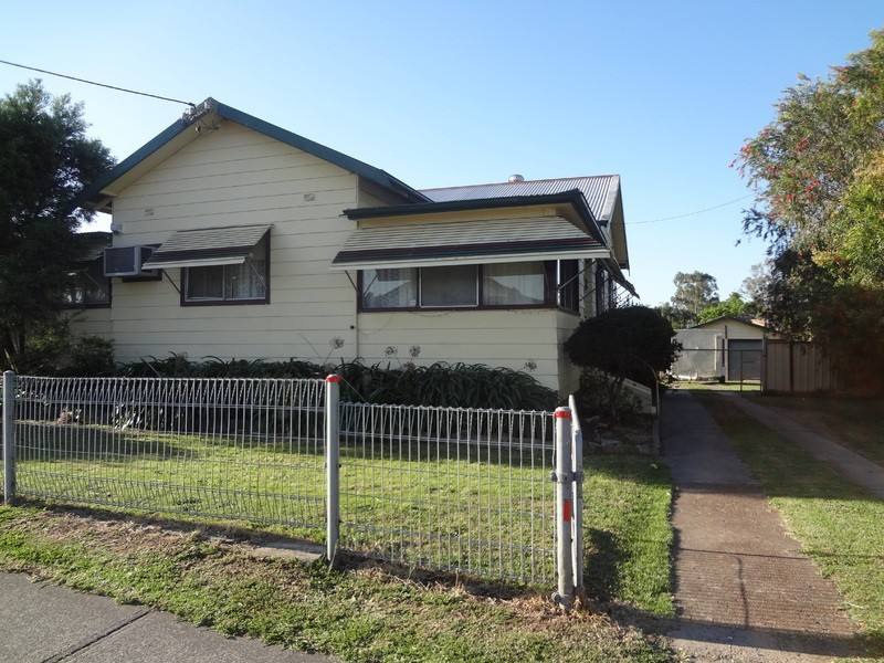 42 Mount View Road, Cessnock NSW 2325