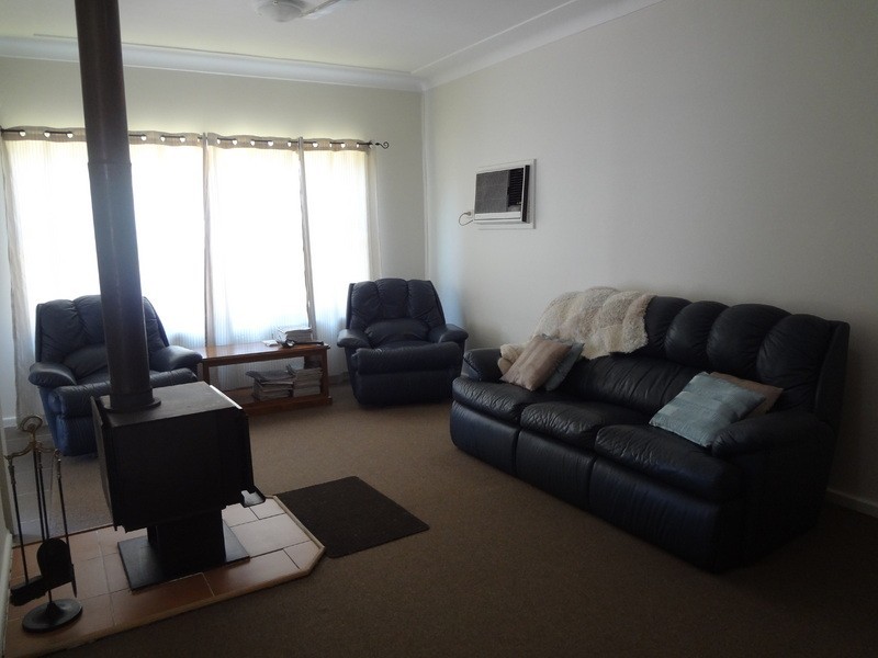 33 Main Road, Paxton NSW 2325