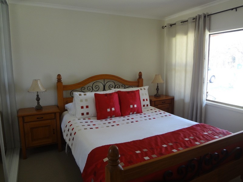 33 Main Road, Paxton NSW 2325