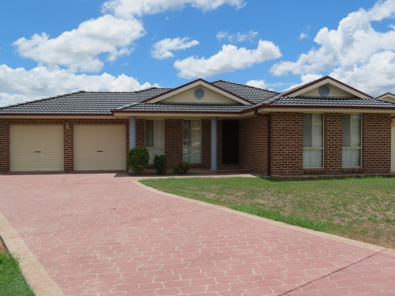 34 Leonard Street, Cessnock NSW 2325