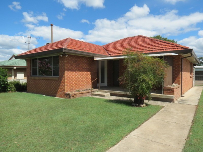 17 Anstey St, Cessnock NSW 2325