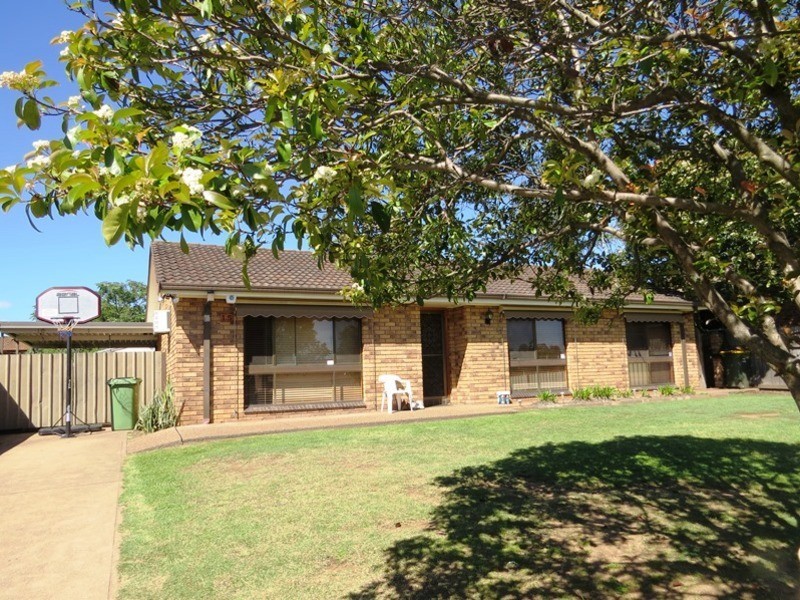 15 Mackellar Street, Cessnock NSW 2325