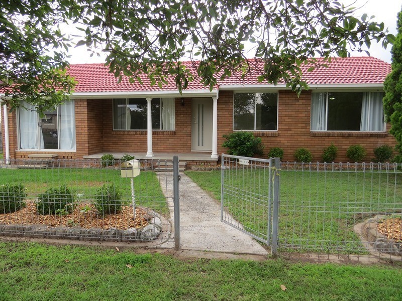 8 McGrane Street, Cessnock NSW 2325