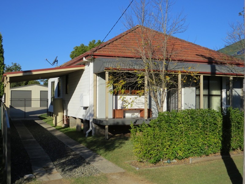 80 Desmond Street, Cessnock NSW 2325